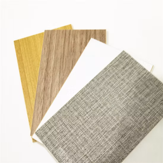 Pannello decorativo per soffitti in PVC colorato in legno, pannelli a parete esportati in Arabia Saudita, Iraq, Cile, Colombia